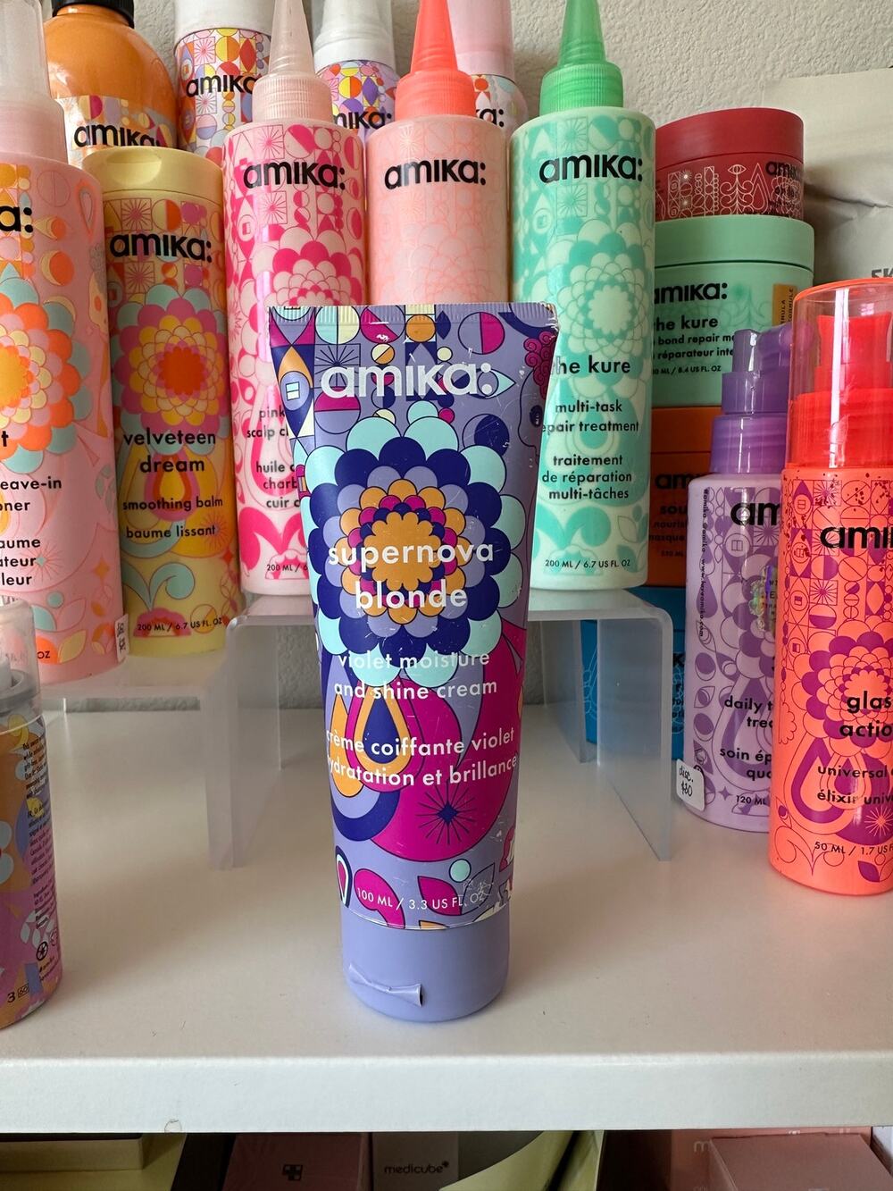 Amika Supernova Blonde